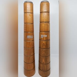 Mid-Century Modern Salt & Pepper Shakers